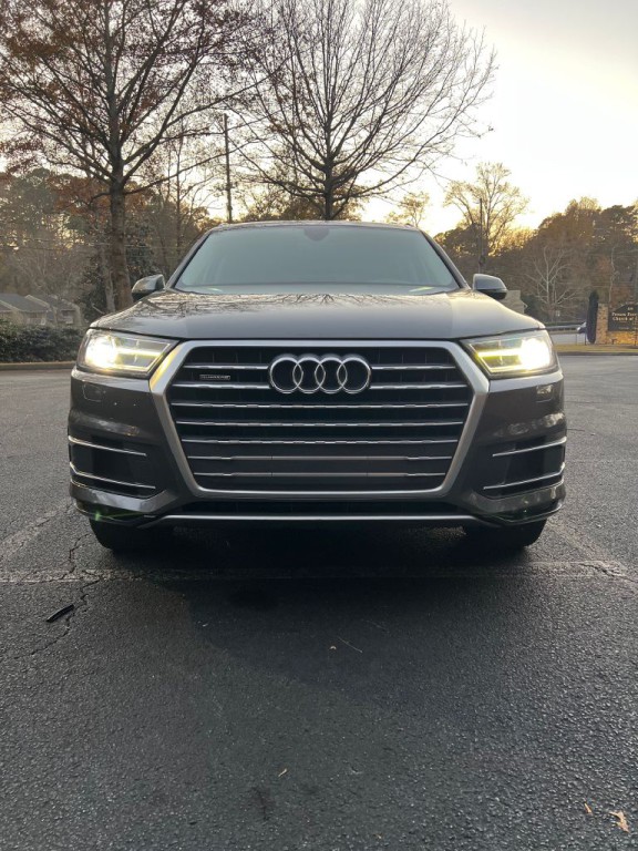 2019 Audi Q7 Image 2