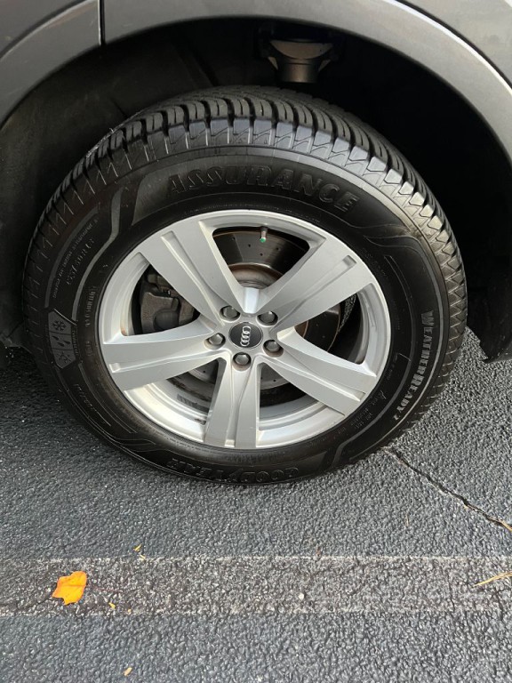 2019 Audi Q7 Image 11