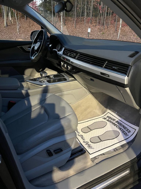 2019 Audi Q7 Image 23