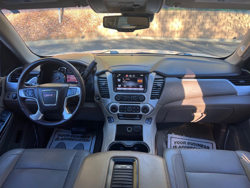 2015 GMC Yukon Image 9