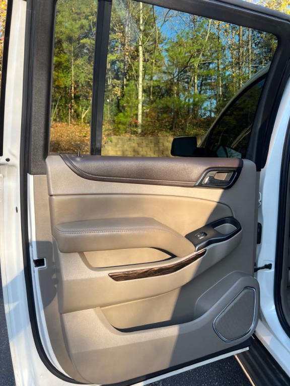 2015 GMC Yukon Image 18