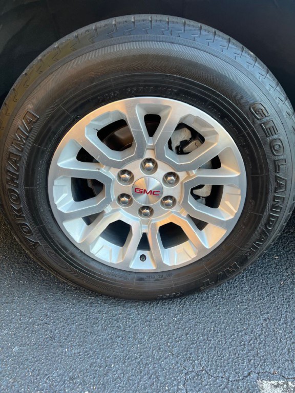 2015 GMC Yukon Image 26