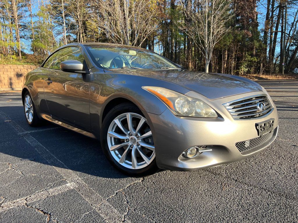 2011 INFINITI G37 Image 3