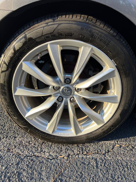 2011 INFINITI G37 Image 23