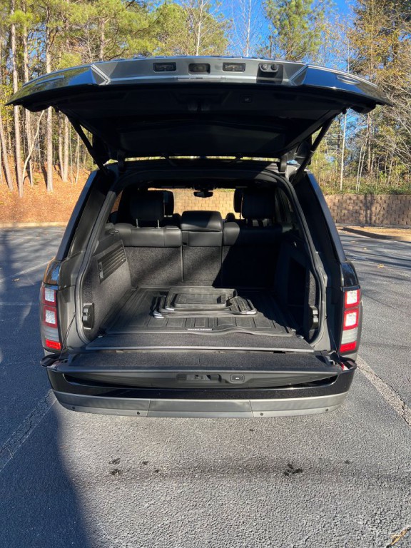 2017 Land Rover Range Rover Image 11