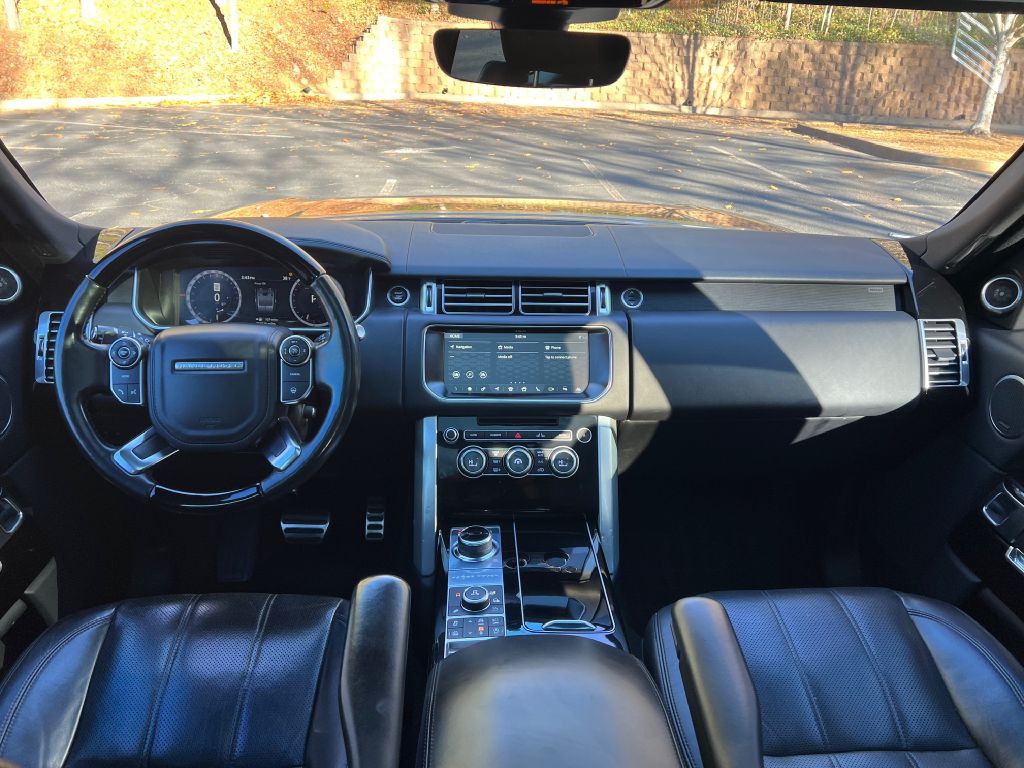 2017 Land Rover Range Rover Image 12
