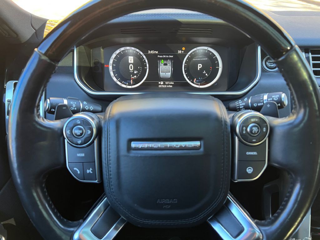 2017 Land Rover Range Rover Image 17