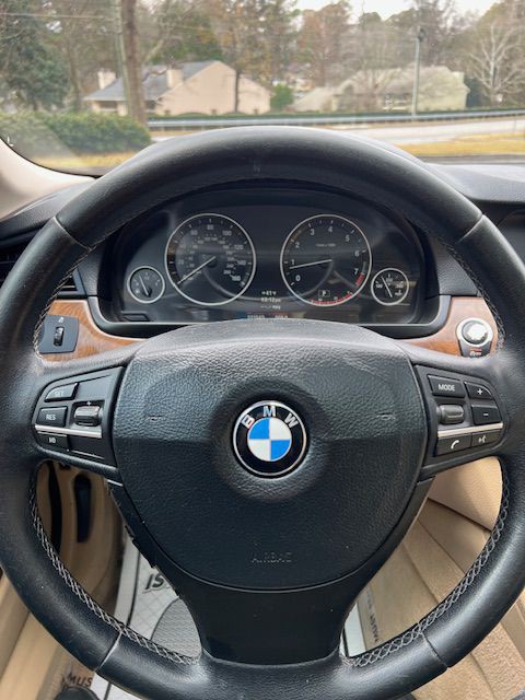 2012 BMW 5 Series Image 13