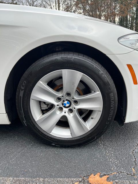 2012 BMW 5 Series Image 15