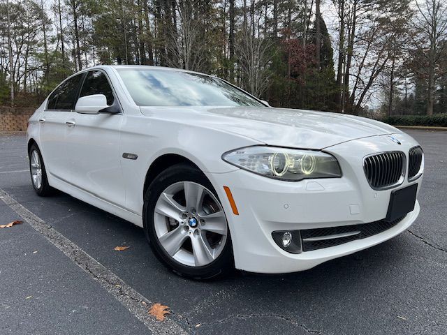2012 BMW 5 Series Image 2