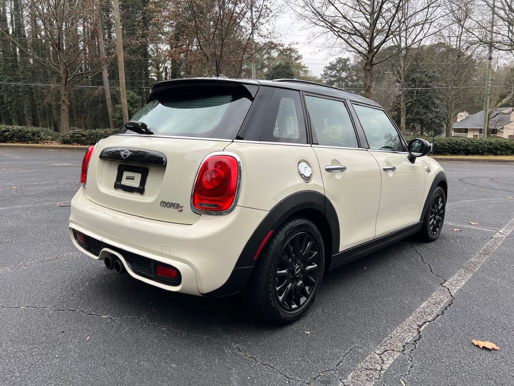 2016 MINI Cooper Image 8
