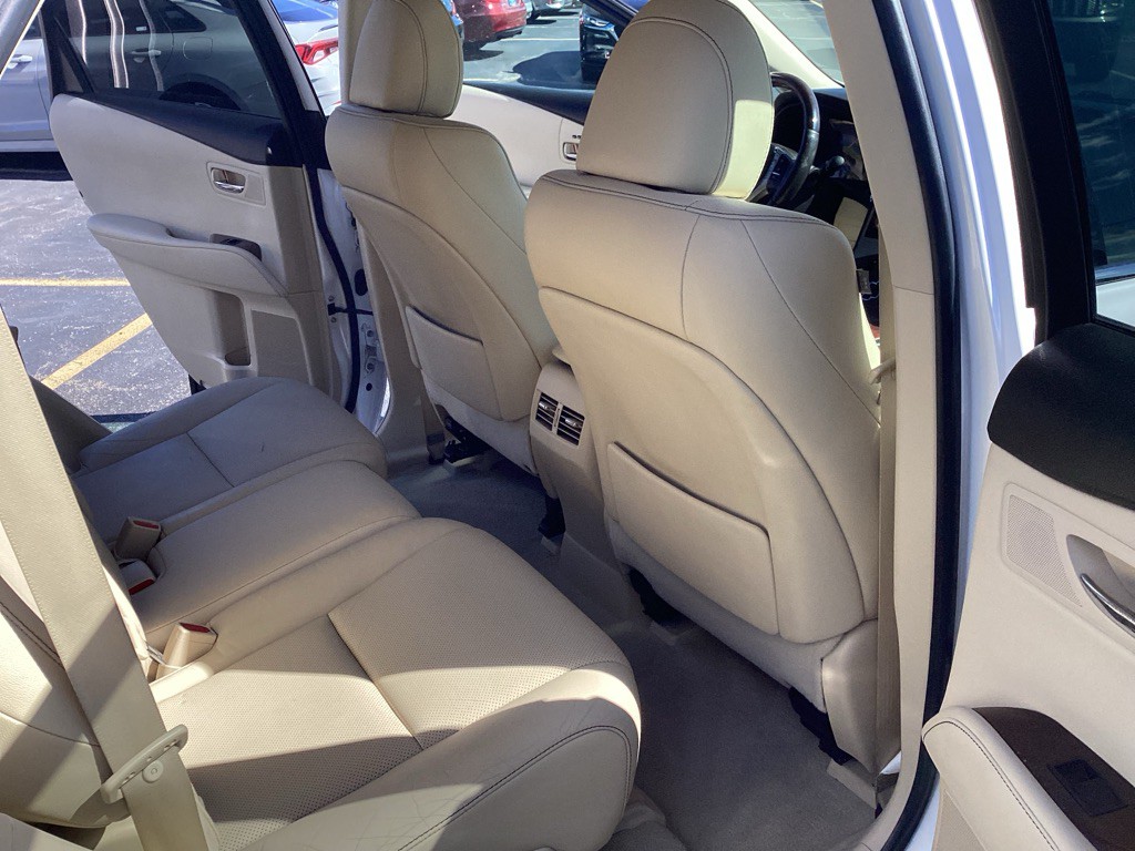 2015 Lexus RX Image 16