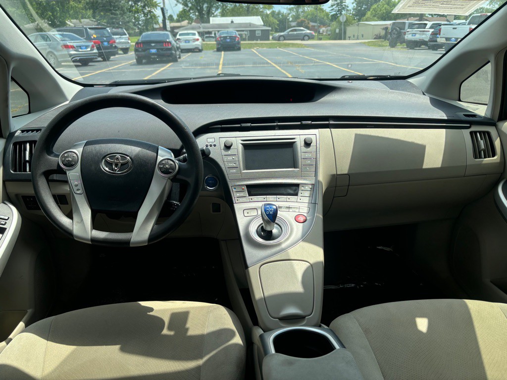 2014 Toyota Prius Image 7