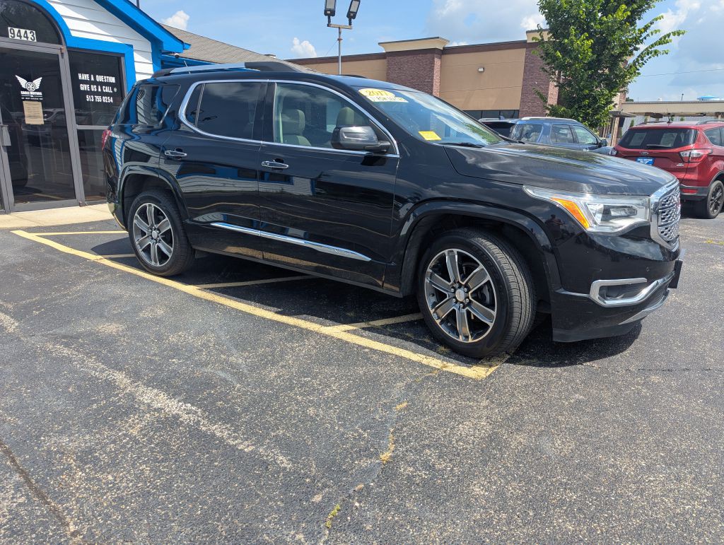 2017 GMC Acadia Image 4