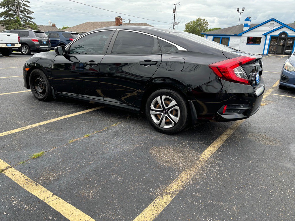2018 Honda Civic Image 6