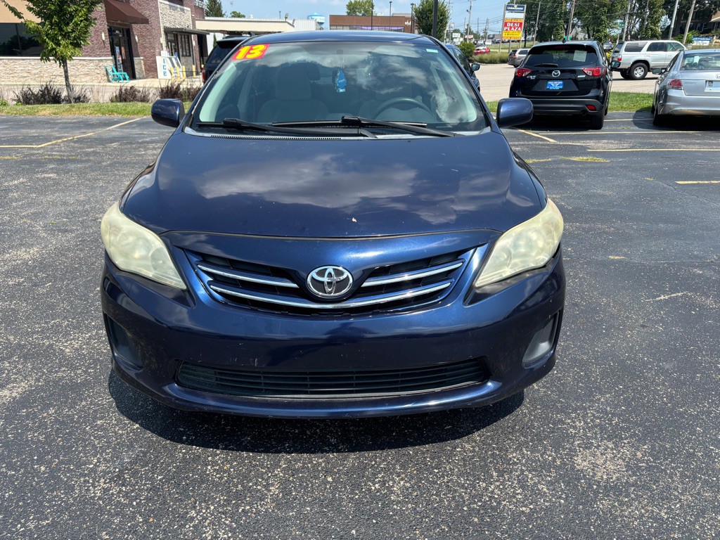 2013 Toyota Corolla Image 12