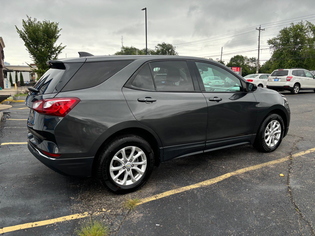 2018 Chevrolet Equinox Image 4
