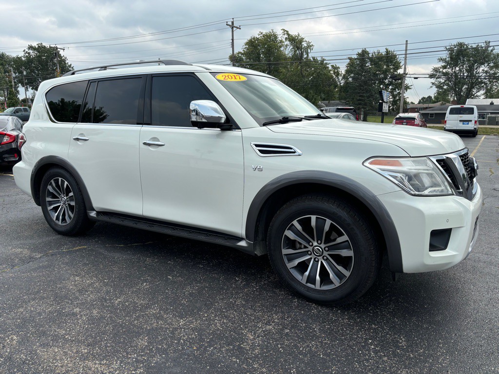 2017 Nissan Armada Image 3