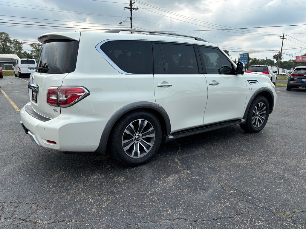 2017 Nissan Armada Image 4