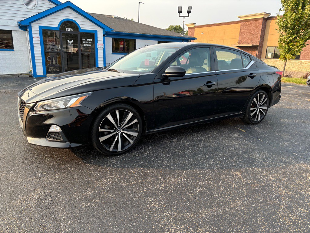 2020 Nissan Altima Image 1