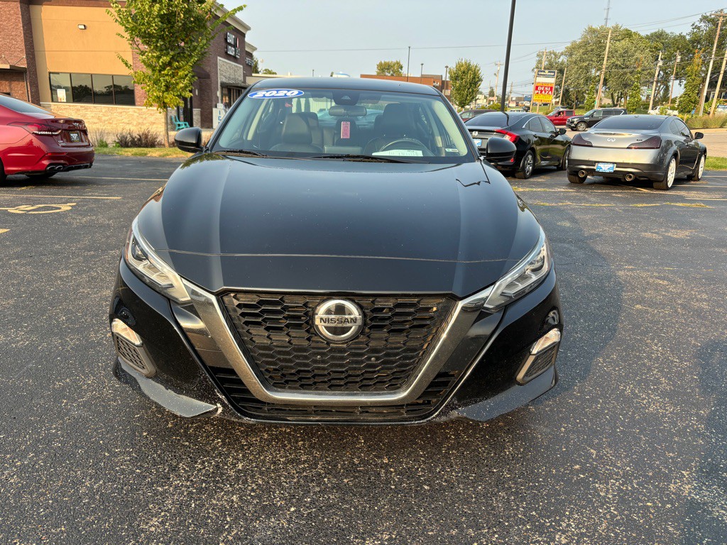2020 Nissan Altima Image 3