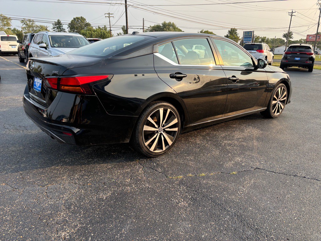 2020 Nissan Altima Image 5