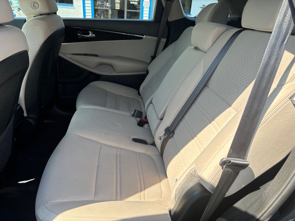 2019 Kia Sorento Image 10