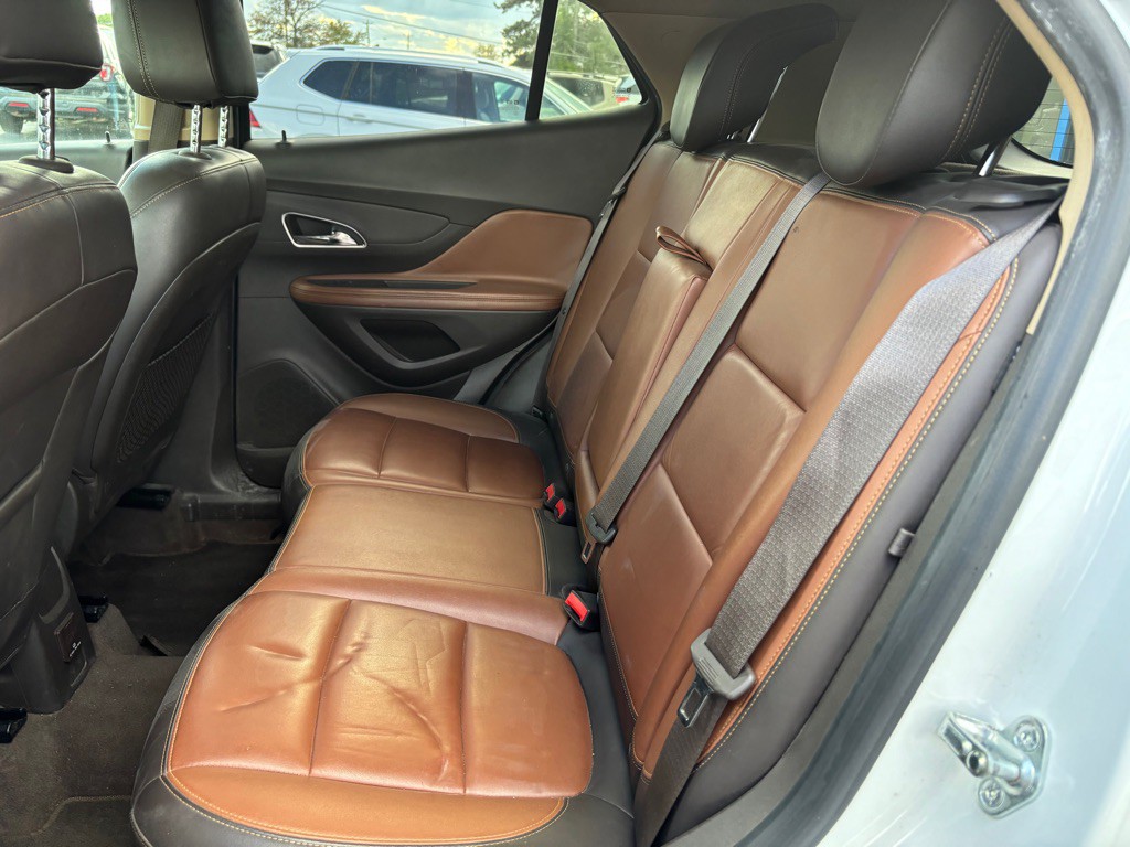 2016 Buick Enclave Image 10