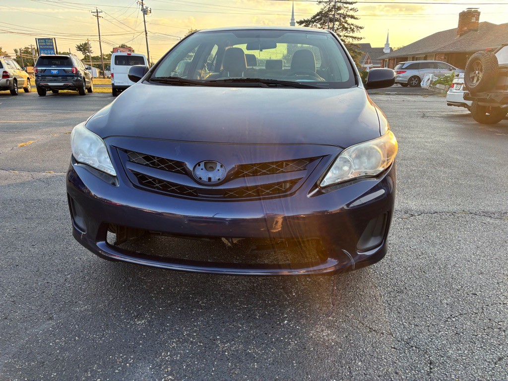2011 Toyota Corolla Image 2