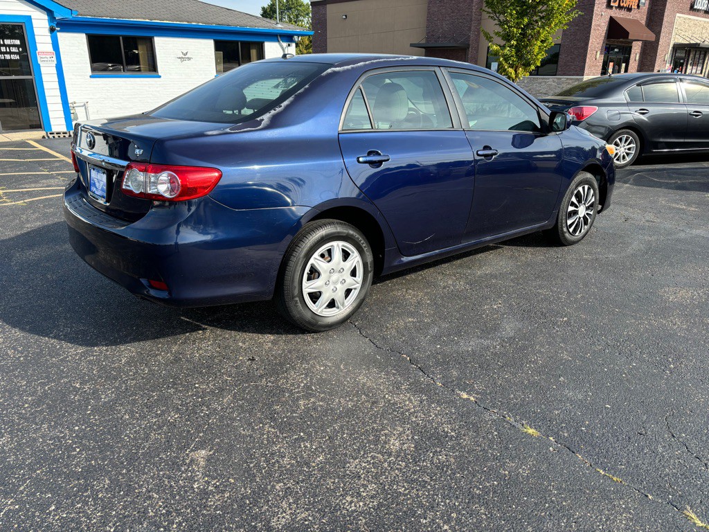 2011 Toyota Corolla Image 6
