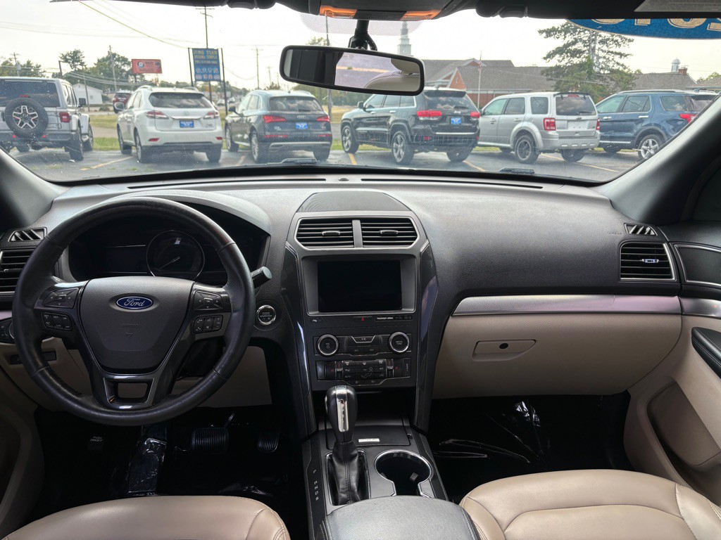 2019 Ford Explorer Image 9