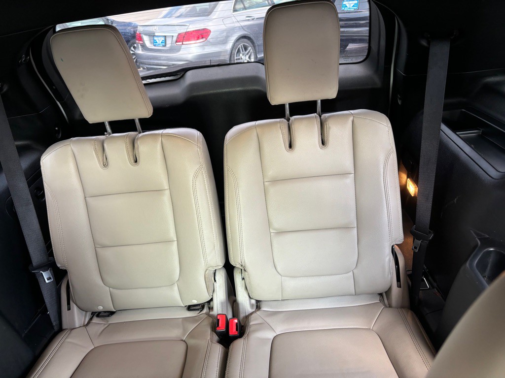 2019 Ford Explorer Image 11