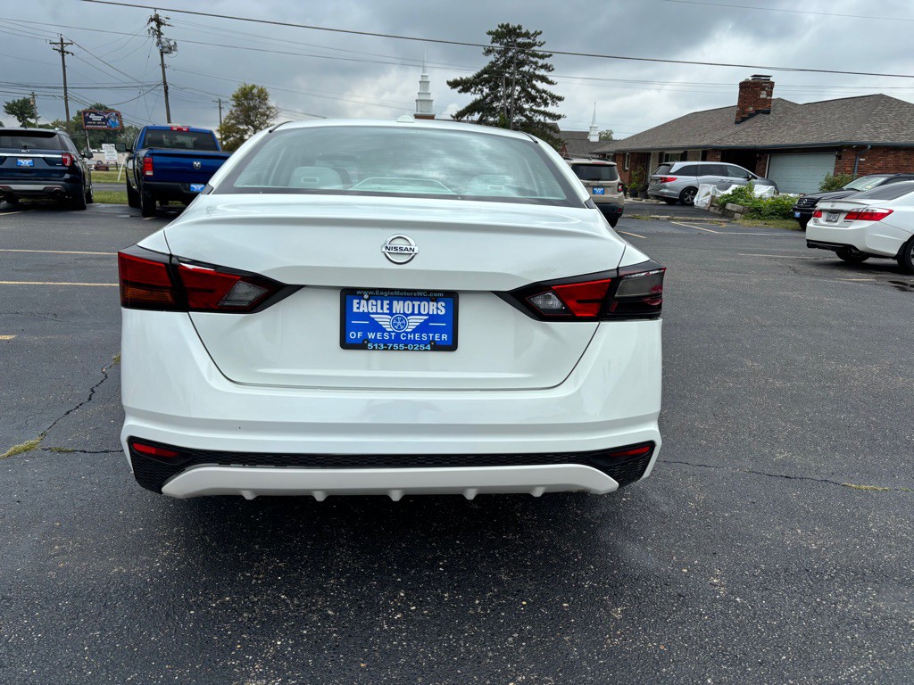 2019 Nissan Altima Image 3