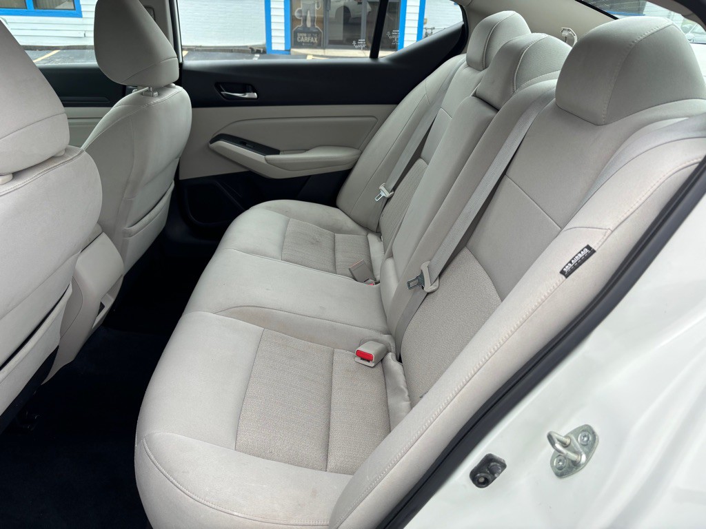 2019 Nissan Altima Image 6