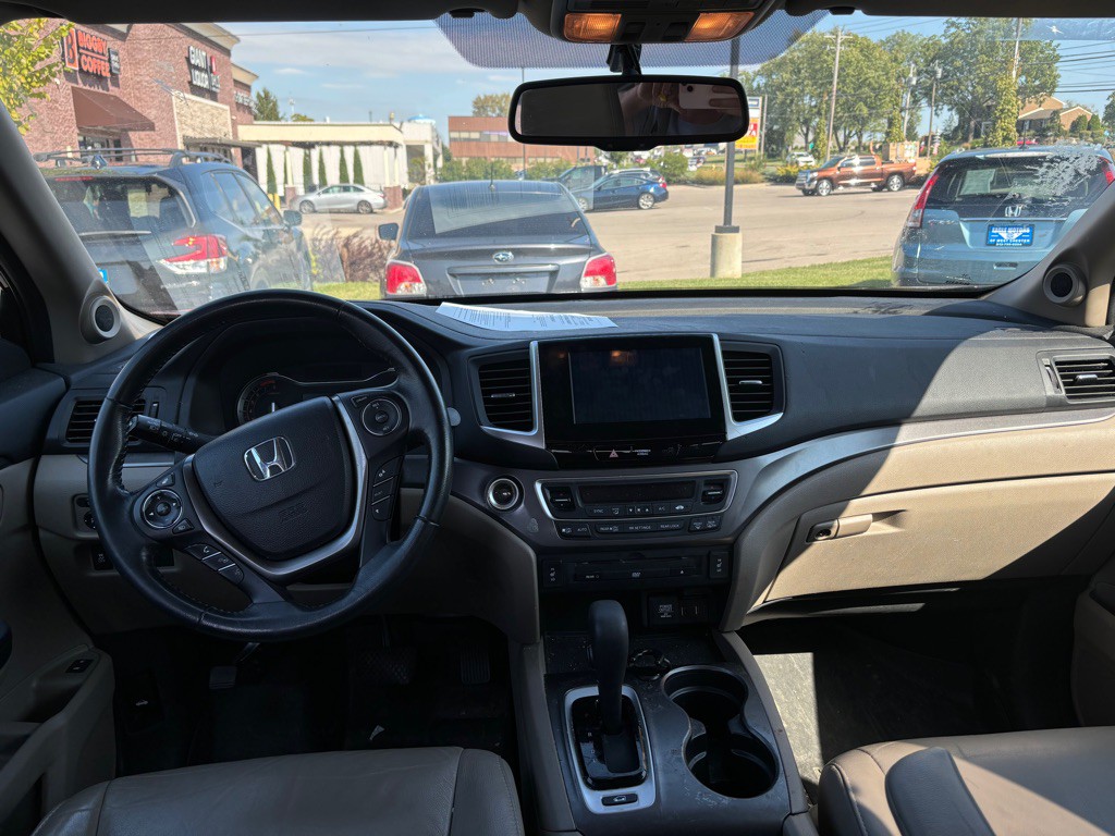 2016 Honda Pilot Image 9