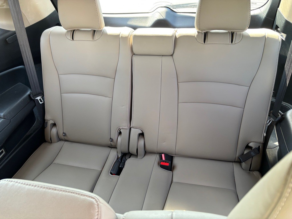 2016 Honda Pilot Image 11