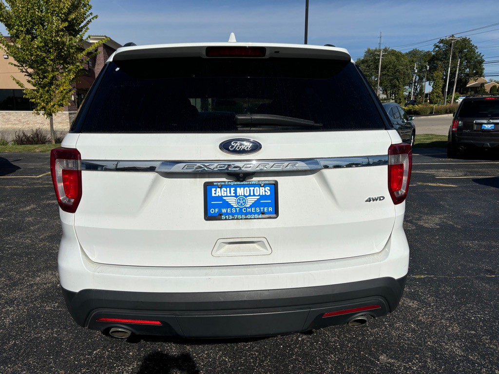 2017 Ford Explorer Image 3
