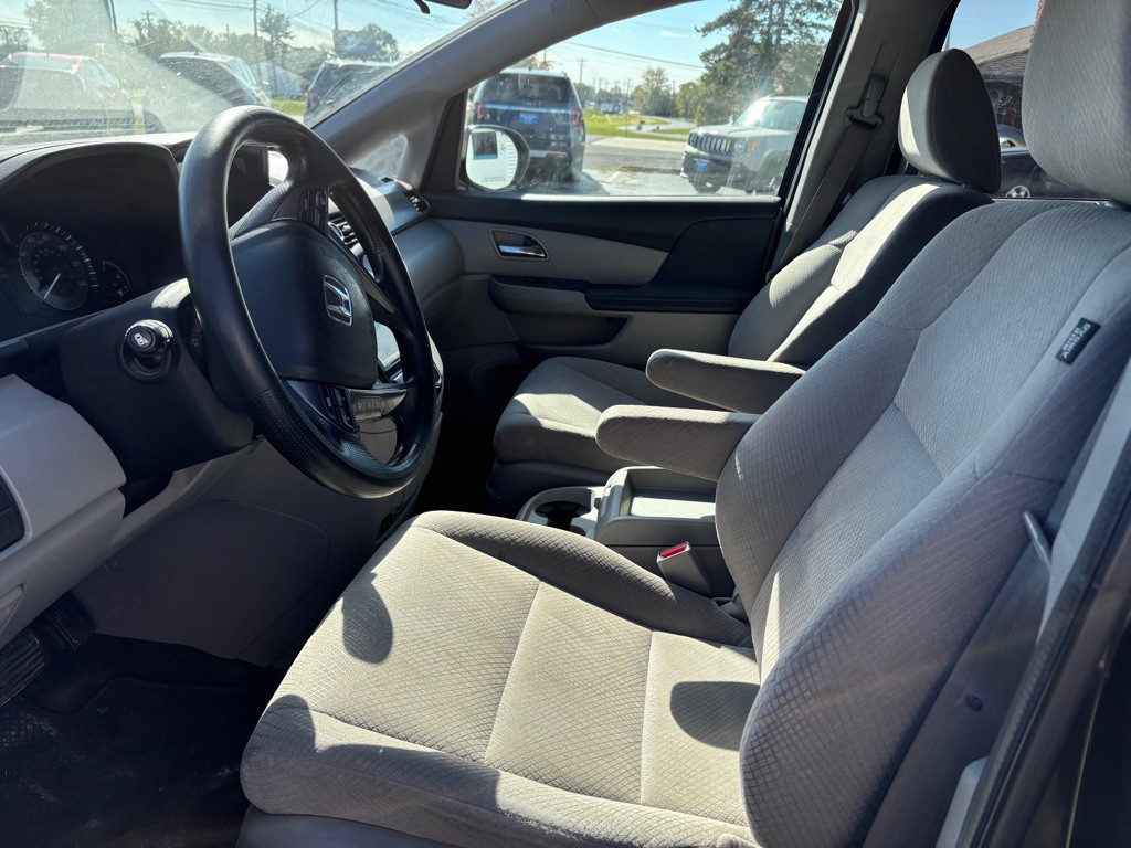 2014 Honda Odyssey Image 7