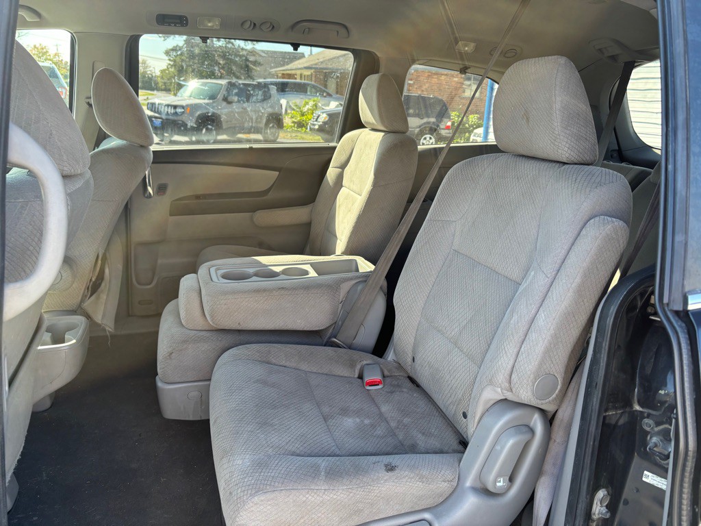 2014 Honda Odyssey Image 9