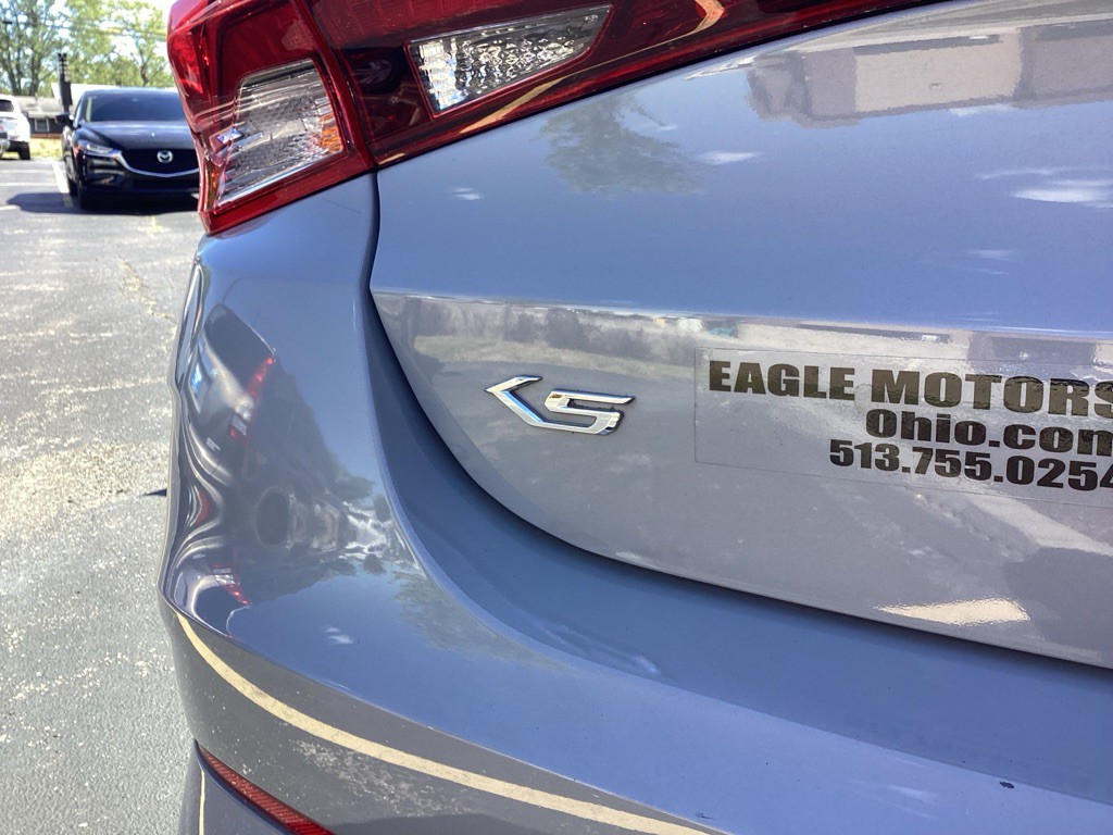 2021 Kia K5 Image 16