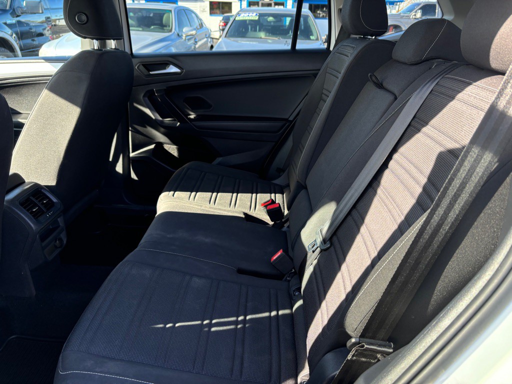 2022 Volkswagen Tiguan Image 10