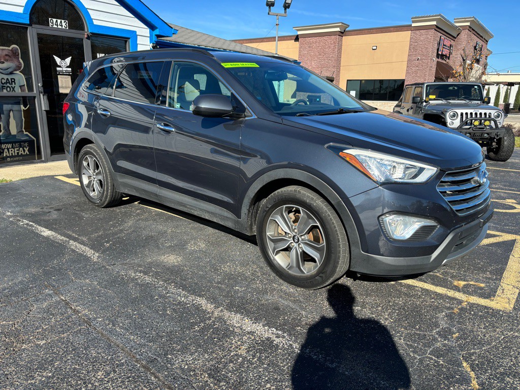 2016 Hyundai Santa Fe Image 3