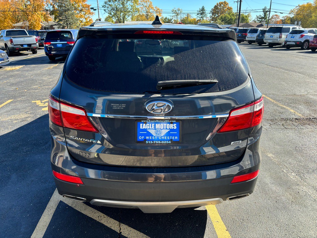 2016 Hyundai Santa Fe Image 5