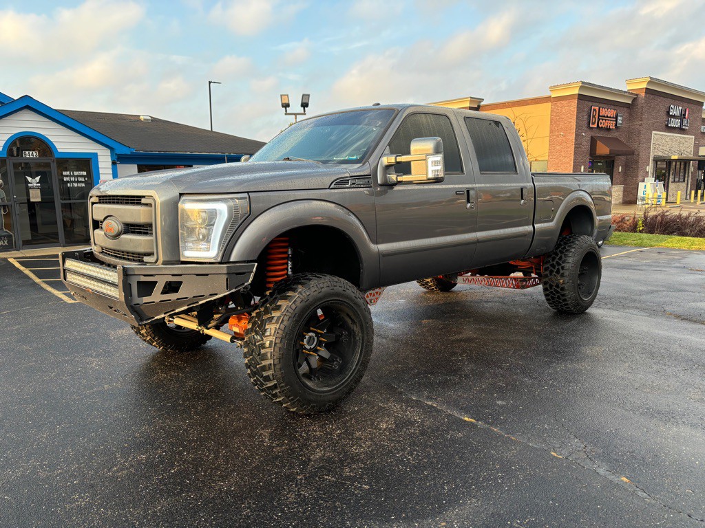 2014 Ford F-250 Image 1