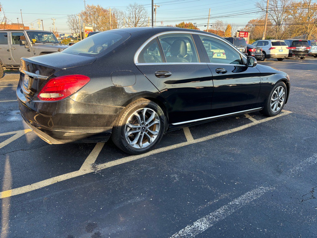 2017 Mercedes-Benz C-Class Image 5