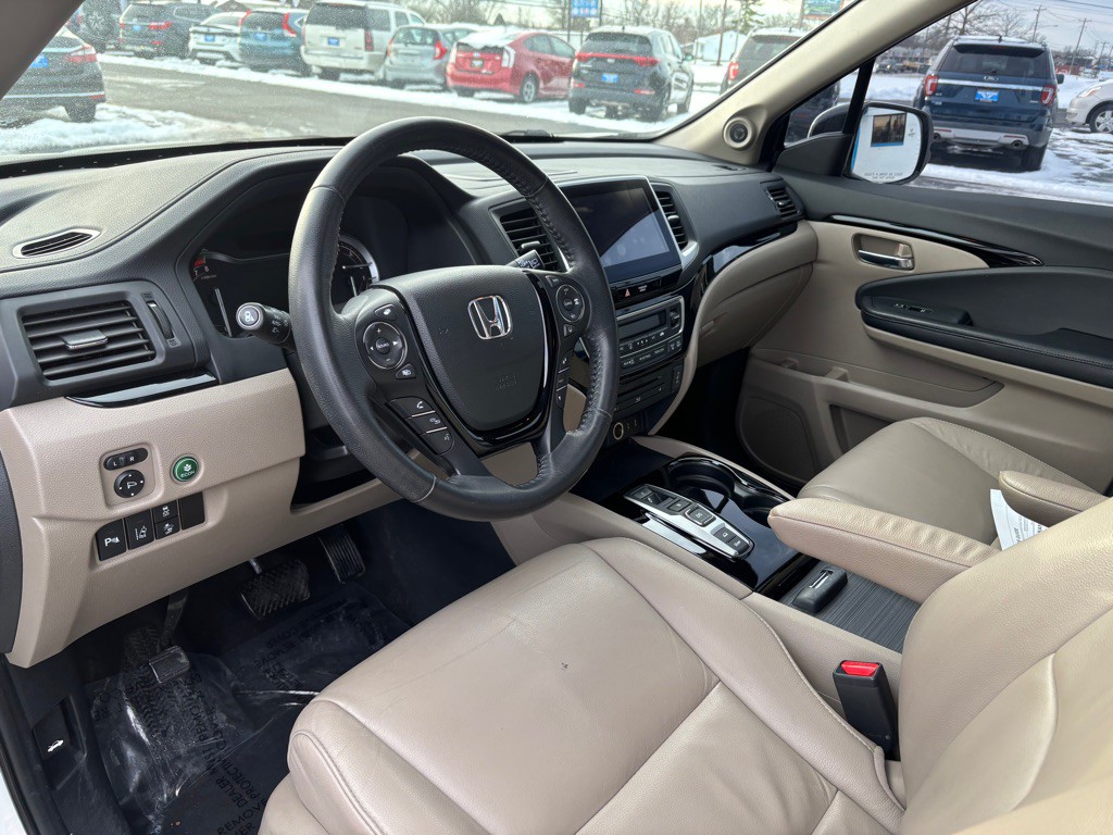 2016 Honda Pilot Image 8