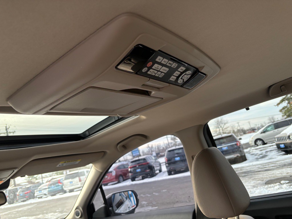 2016 Honda Pilot Image 12