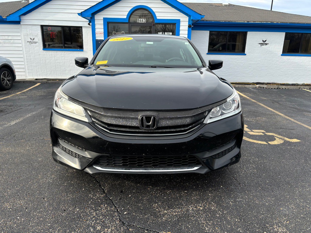 2017 Honda Accord Image 2