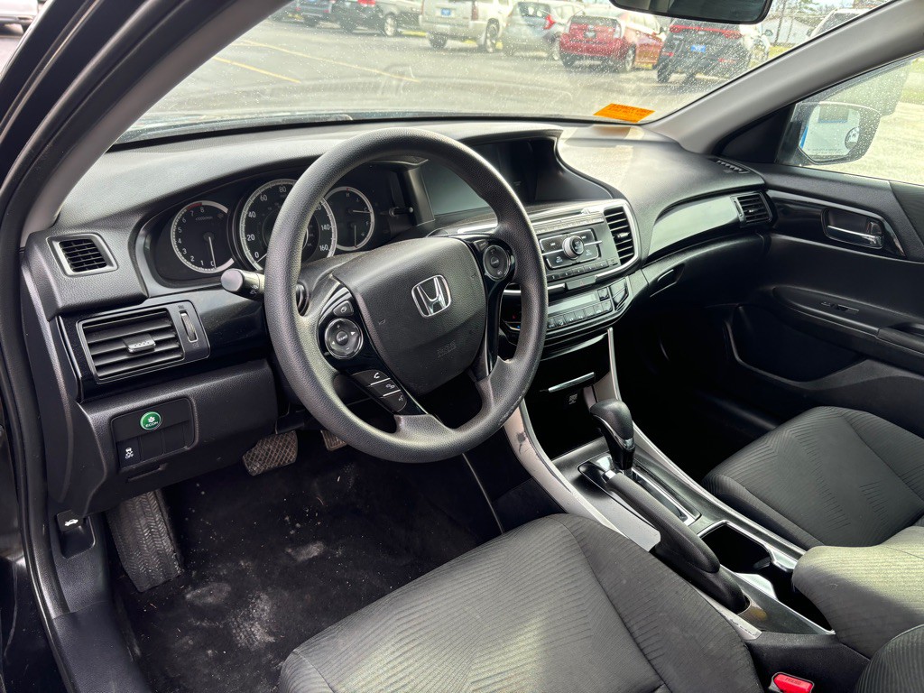 2017 Honda Accord Image 8