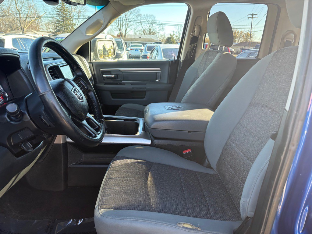 2017 RAM 1500 Image 7